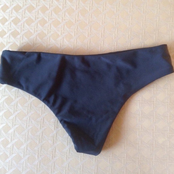 Mikoh bikini bottom size large