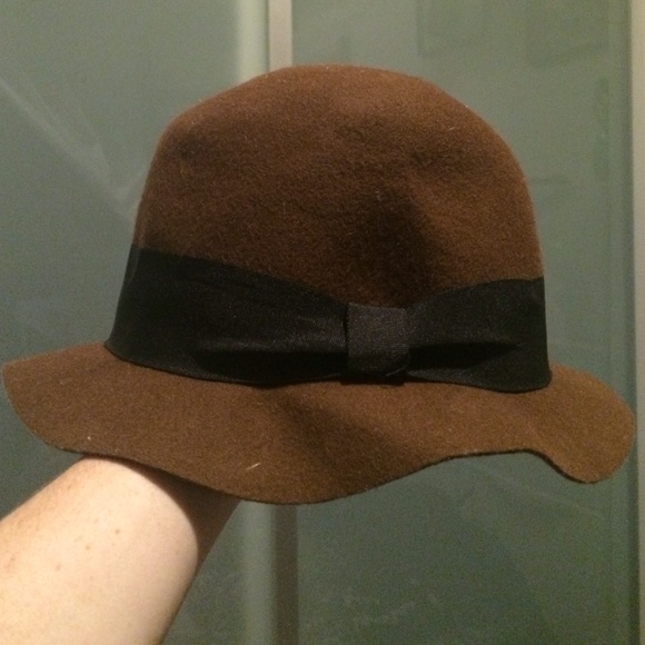 Brown small floppy hat 👒 - Picture 1 of 1