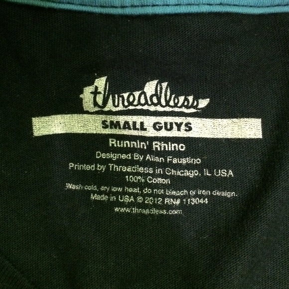 Threadless Running Rhino T-shirt - Picture 3 of 3