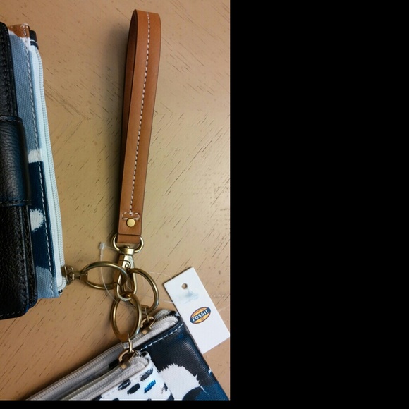 ✨🌟 SOLD 🌟✨FOSSIL KEYPER COSMETIC BAGS (Set of 3) - Picture 3 of 4