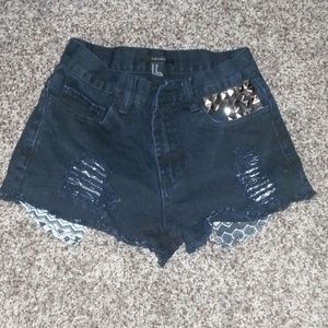 BLACK STUDDED HI-RISE SHORTS W/ TRIBAL POCKETS