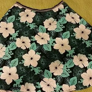 Flirty floral skirt