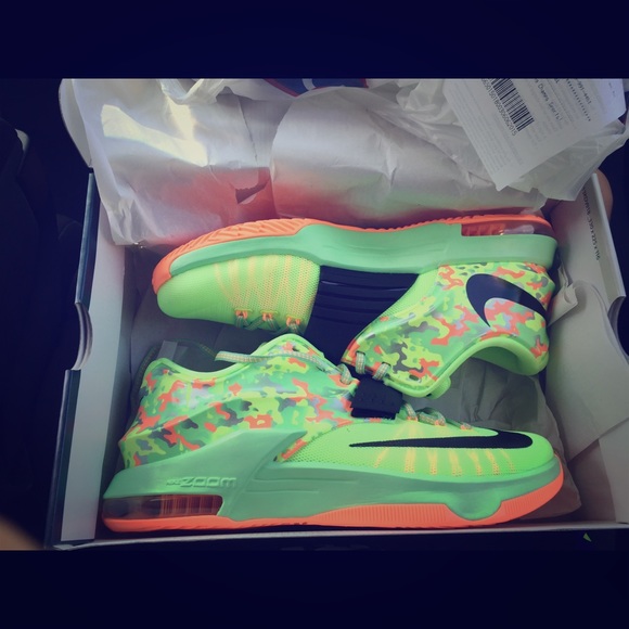 KD7 Easters