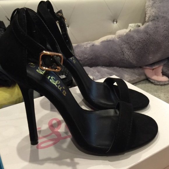 💖 Black minimalist heels ankle strap