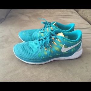 Teal & Orange Nike Frees 5.0 Size 9.5