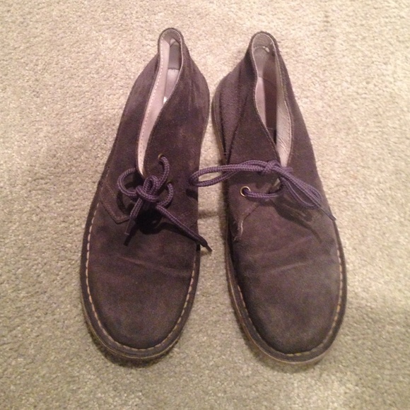 Clark-like suede shoes from Spain. Good condition!