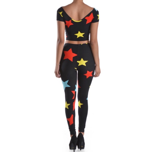 🚫SOLD OUT🚫✨✨Star Leggings Set✨✨ - Picture 3 of 4