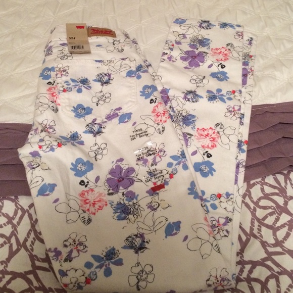 Levi floral super low jeans !!!