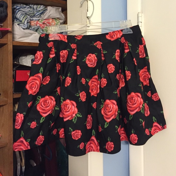 Skater skirt - Picture 1 of 1