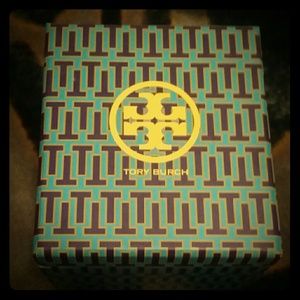 Tory Burch Note Card Set!