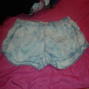 Shorts light blue