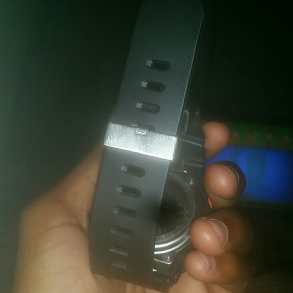 Watch - Picture 3 of 4