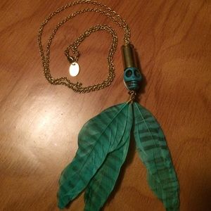Skull and feather necklace