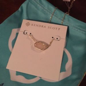 Kendra Scott Elisa Necklace Rose Quartz
