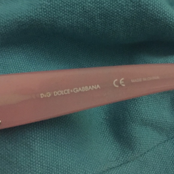 Pink and white dolce and Gabbana sunglasses - Picture 3 of 4