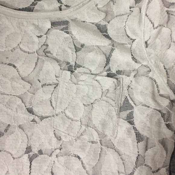Abercrombie and Fitch lace top - Picture 4 of 4