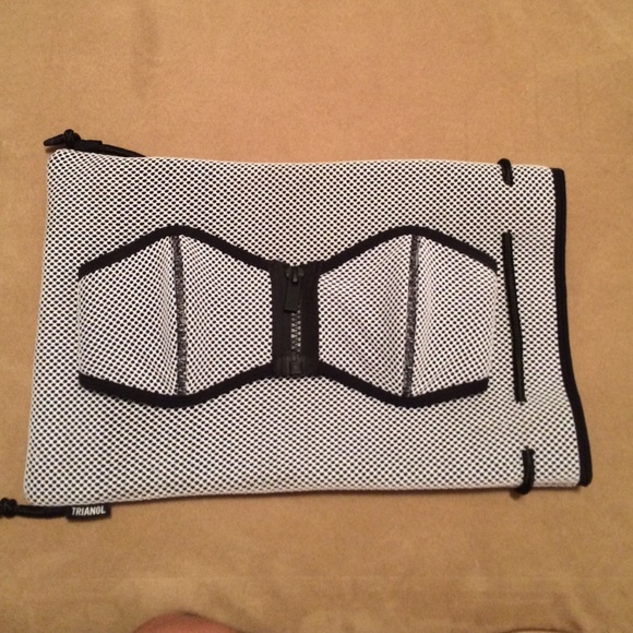 TRIANGL TOP AND BAG