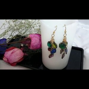 handmade fashion earrings.