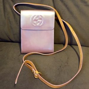 Authentic vintage leather Gucci cross body purse