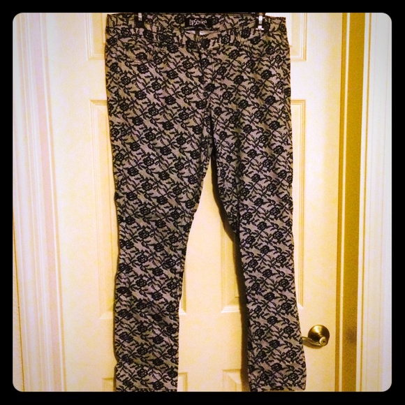 LIPSERVICE LACE PRINT JEANS FROM TORRID