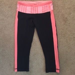 Lululemon capris