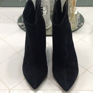 Shoes; perfect condition