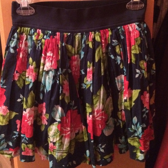 Abercrombie & Fitch Dresses & Skirts - Skirt