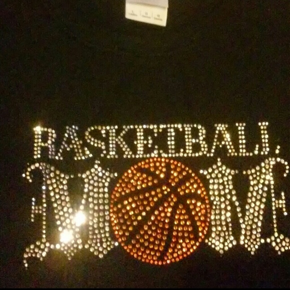 Black tee bling bball Mom large - Picture 3 of 3