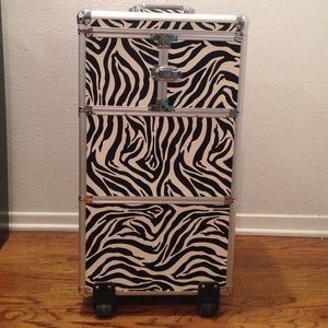 Zebra print makeup compartment traveler