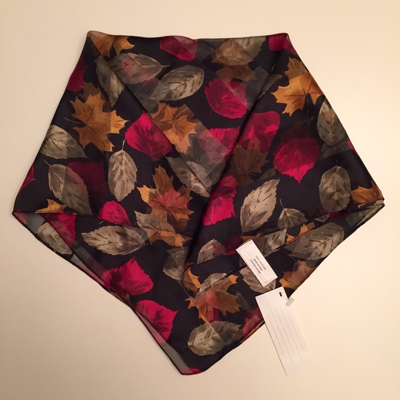 Brand new neckerchief , 20"x21"