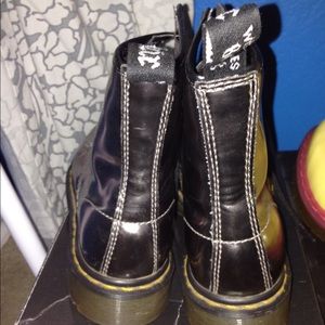 Dr. Marten