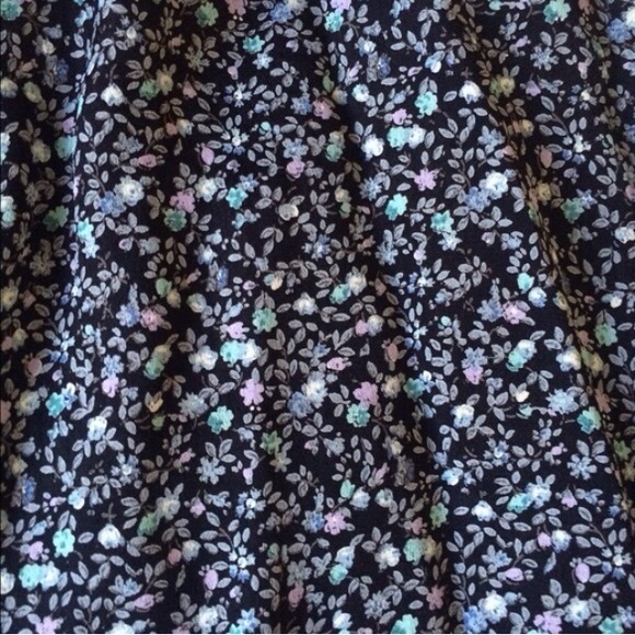 BRANDY MELVILLE DOUBLE FRONT SLIT SKIRT - Picture 3 of 4