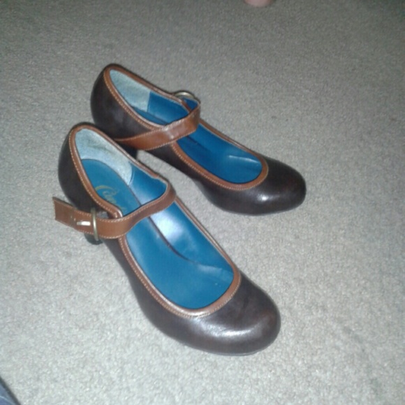 SOLD Candies jessa brown heels