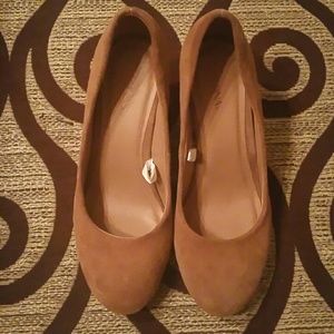 Tan suede leather wedges