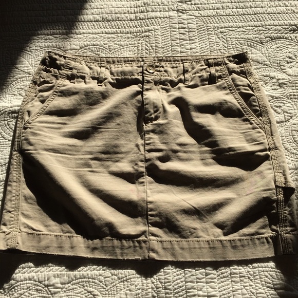 ⬇️FINAL⬇️ Khaki Skirt