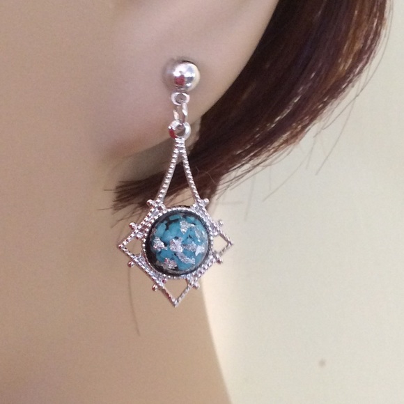 Silver Fetish Co.  Jewelry - Silver Fetish silver Flake dangle earrings NWOT