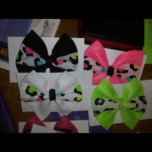 Hair bows
