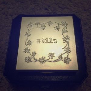 Stila Eyeshadow Quad Purple