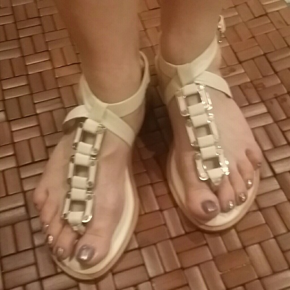 Mk sandals