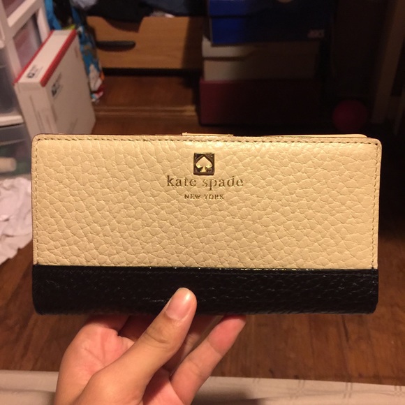 Cream and black Kate Spade wallet