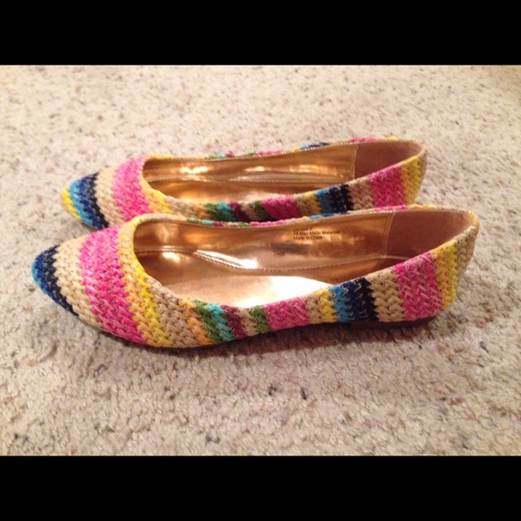 Multicolor Flats - Picture 3 of 4