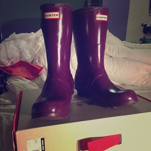 Hunter Boots 8 Womens Short Bright Plum