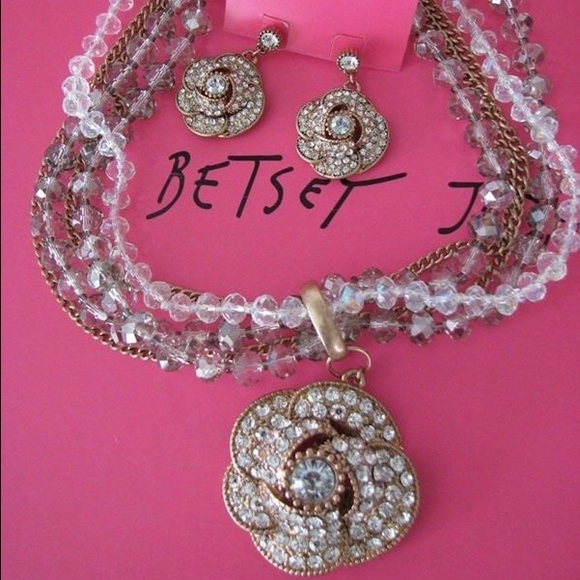 Betsey Johnson Rose Torsade Jewelry Set