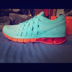 Limited edition finger traps