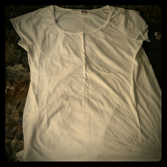 *HOLD* Hi-Low T-Shirt