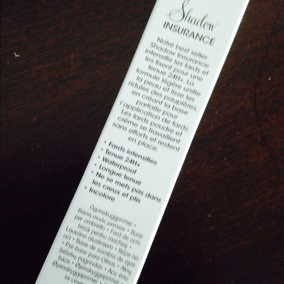 Too Faced Anti-crease eye shadow insurance primer - Picture 2 of 2