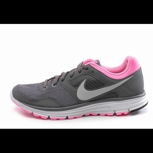 🚫SOLD on Ⓜ️🚫Nike lunarfly 4