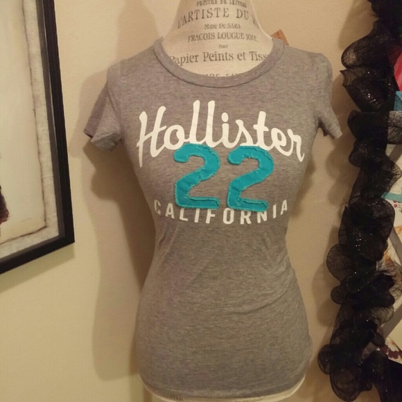 NWT soft knit tee