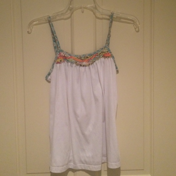 Cute summer top!