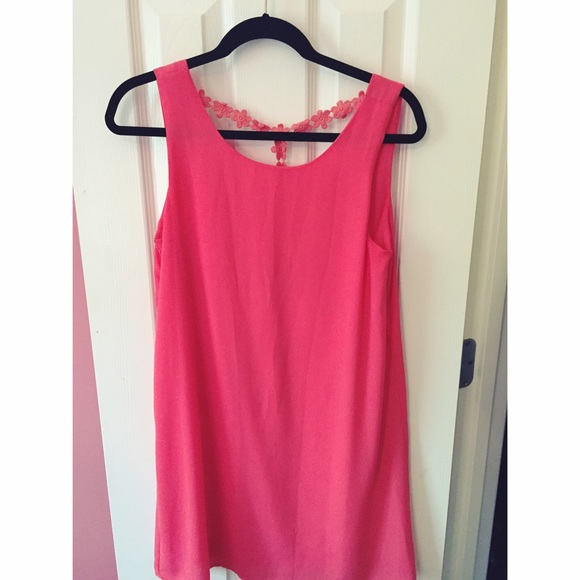Pink backless shift dress